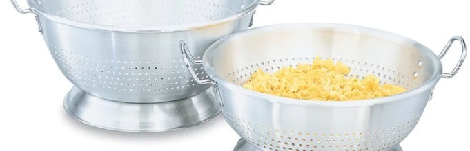 Vollrath 68350 16-quart aluminum colander Professional 18 gauge